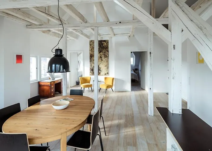 Loft Im Dachgeschoss Der Haeselburg Mit Weitblick Apartment