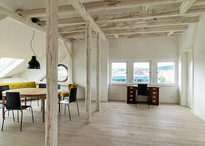 Loft Im Dachgeschoss Der Haeselburg Mit Weitblick Apartment