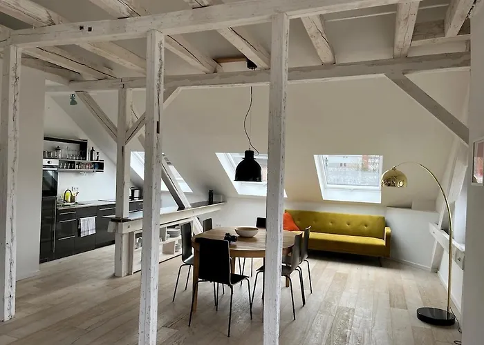 Loft Im Dachgeschoss Der Haeselburg Mit Weitblick * Gera
