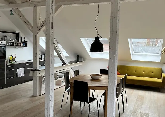 Loft Im Dachgeschoss Der Haeselburg Mit Weitblick Apartment
